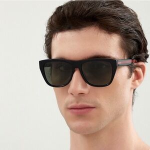 Gucci Unisex Oversized Sunglasses